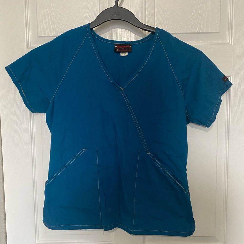 MELROSE Women’s Scrub Size XL